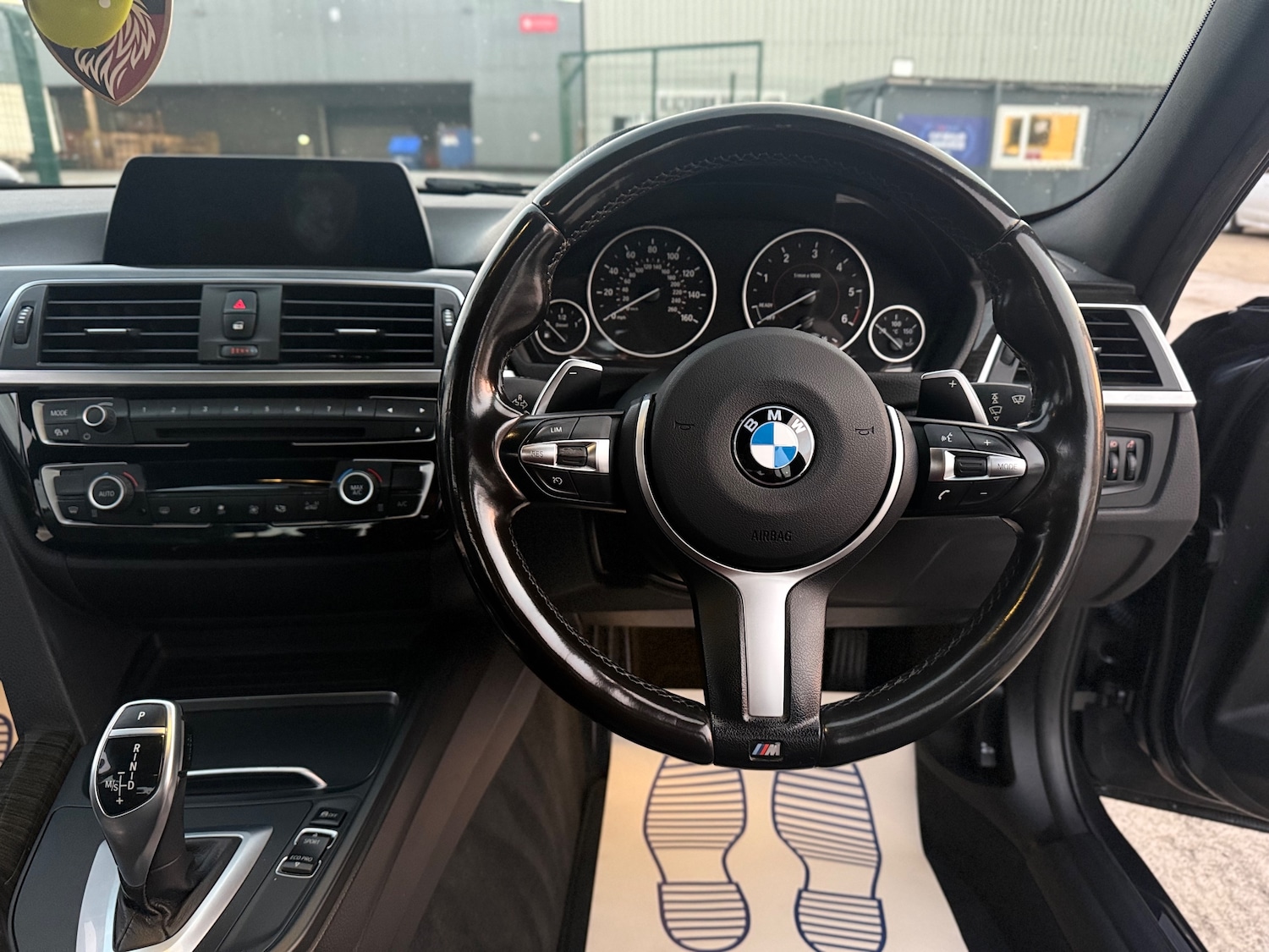 Used BMW 3 Series 2015 for sale - 76445598: Photo 36