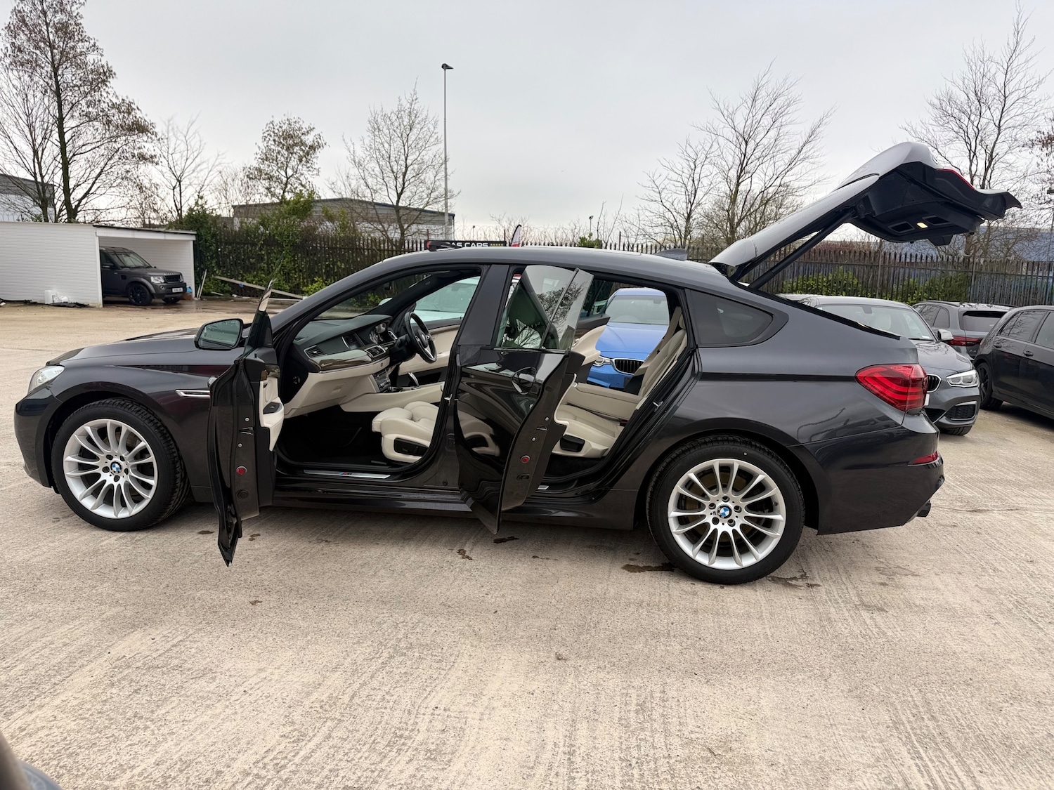 Used BMW 5 Series Gran Turismo 2014 for sale - 77798083: Photo 17