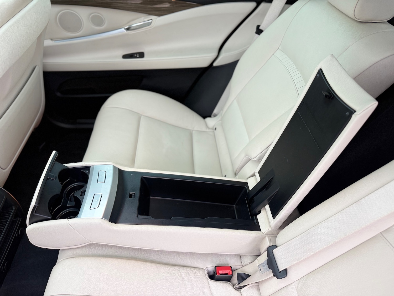 Used BMW 5 Series Gran Turismo 2014 for sale - 77798083: Photo 34