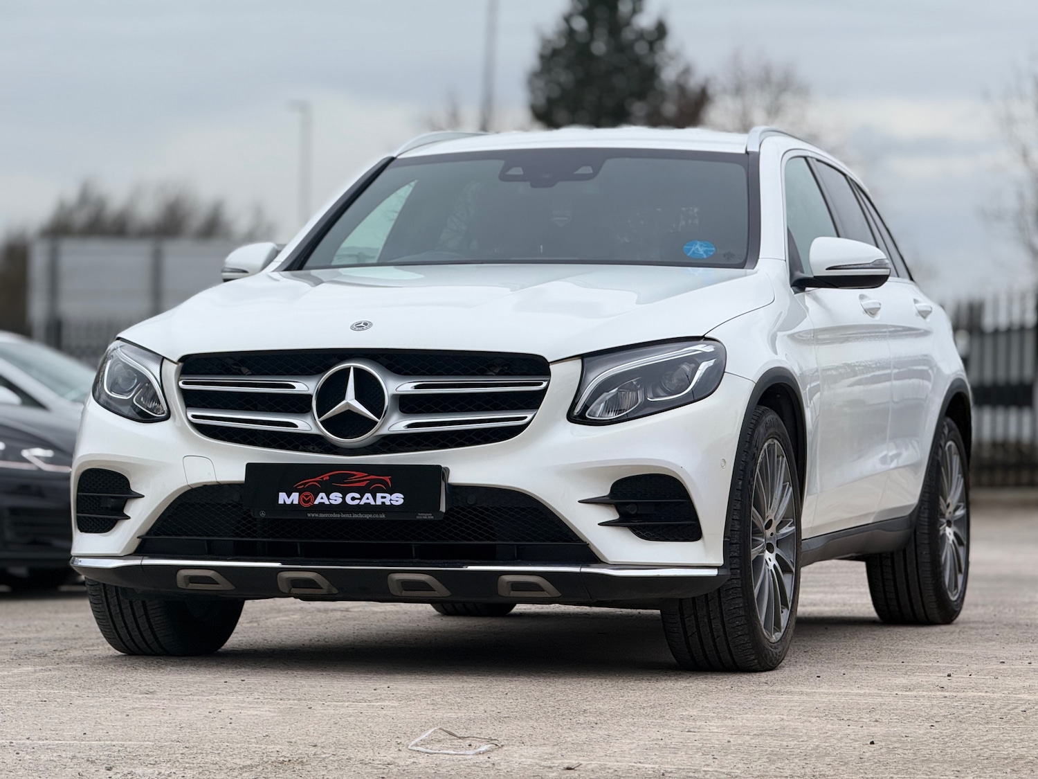 Used Mercedes-Benz GLC 2018 for sale - 77567827: Photo 2