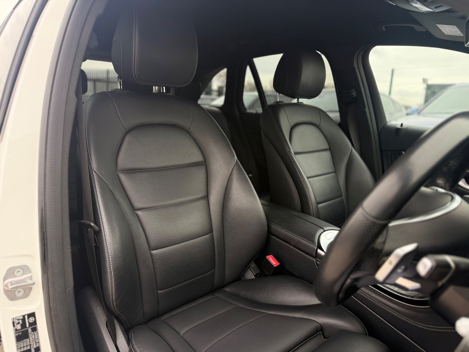 Used Mercedes-Benz GLC 2018 for sale - 77567827: Photo 21