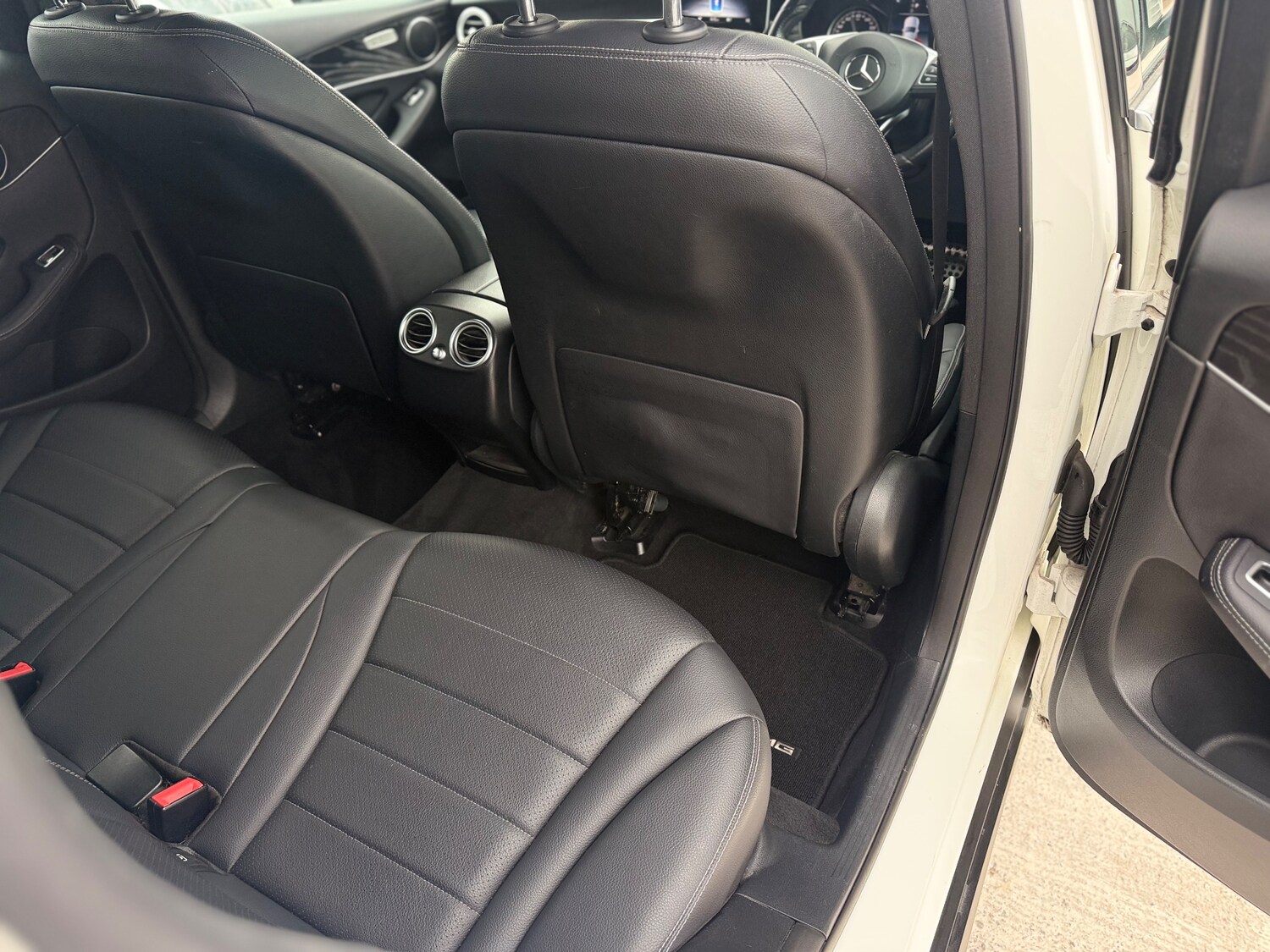 Used Mercedes-Benz GLC 2018 for sale - 77567827: Photo 25