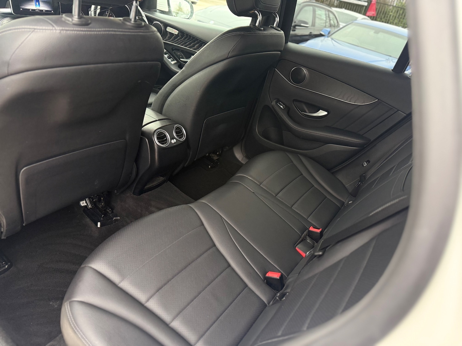 Used Mercedes-Benz GLC 2018 for sale - 77567827: Photo 32
