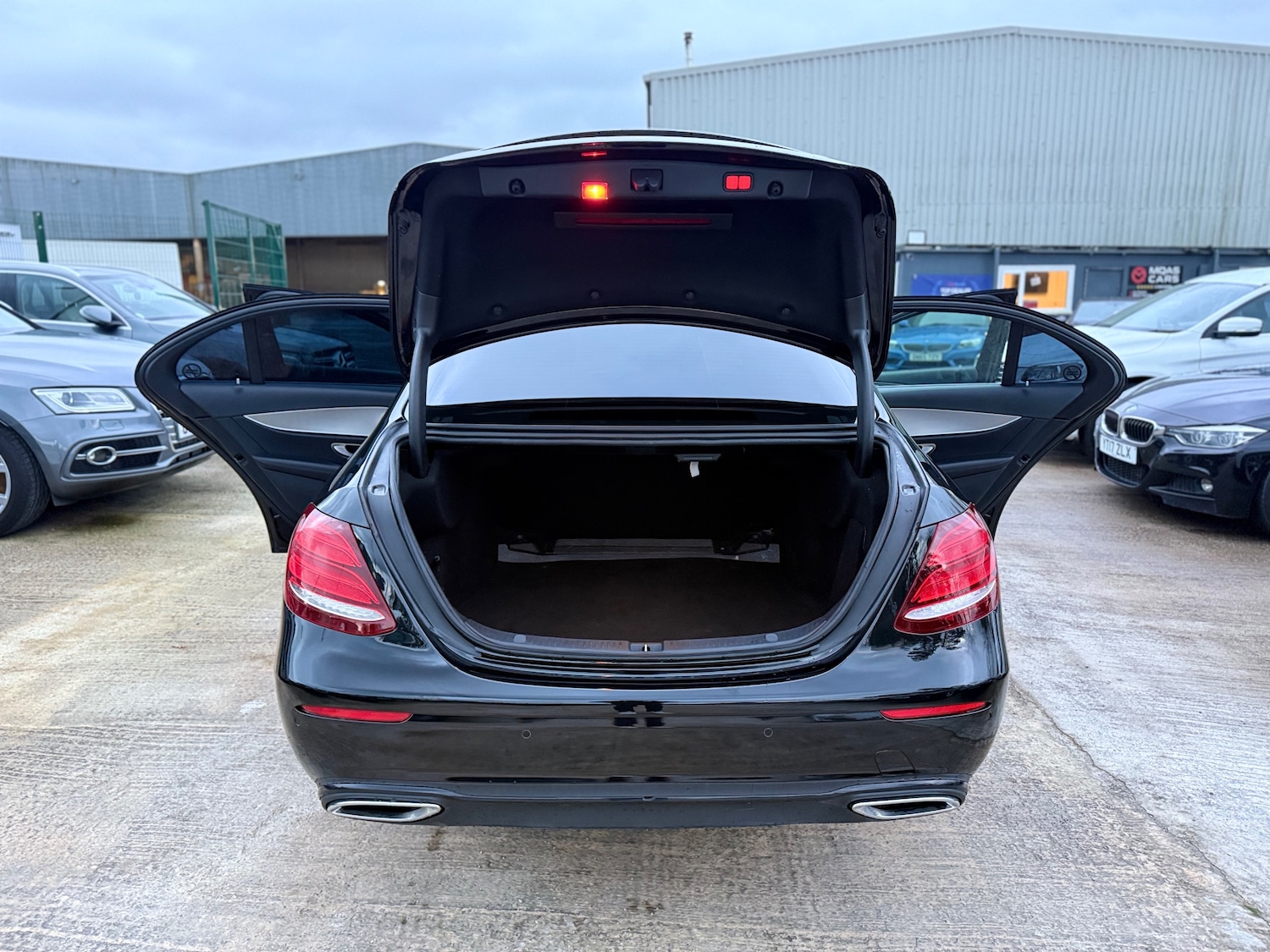 Used Mercedes-Benz E Class 2019 for sale - 76616867: Photo 17