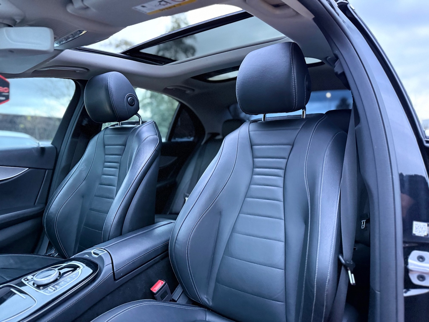 Used Mercedes-Benz E Class 2019 for sale - 76616867: Photo 32