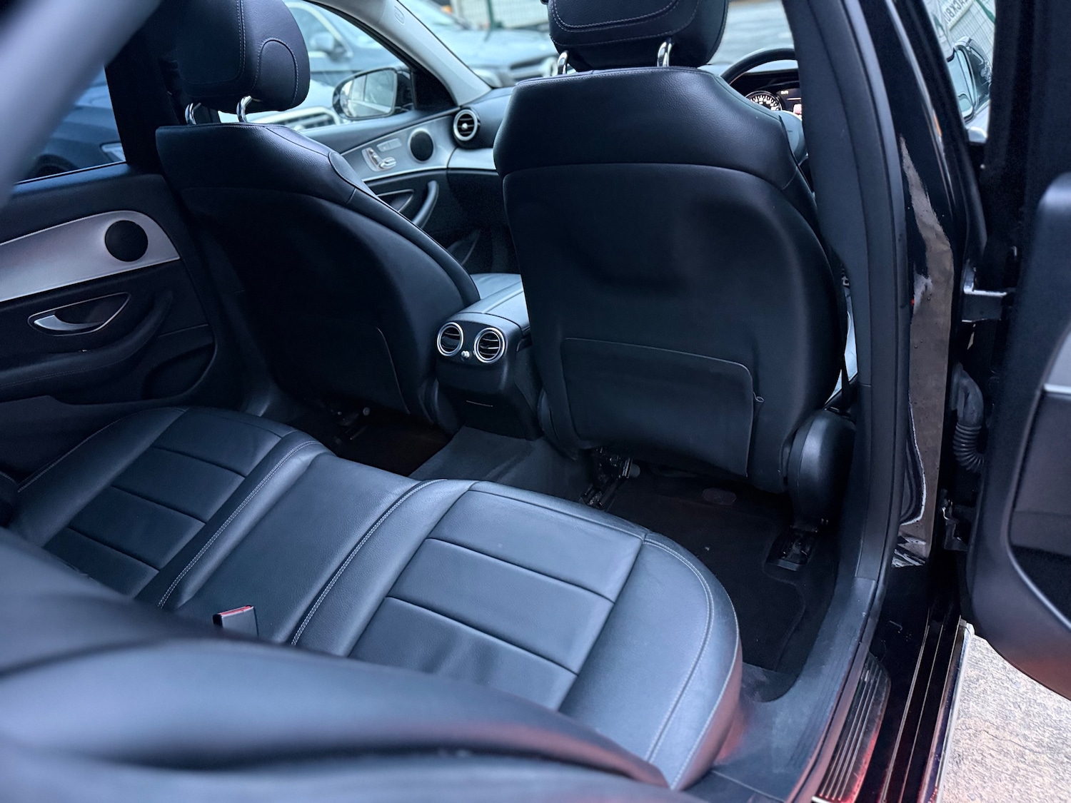 Used Mercedes-Benz E Class 2019 for sale - 76616867: Photo 33