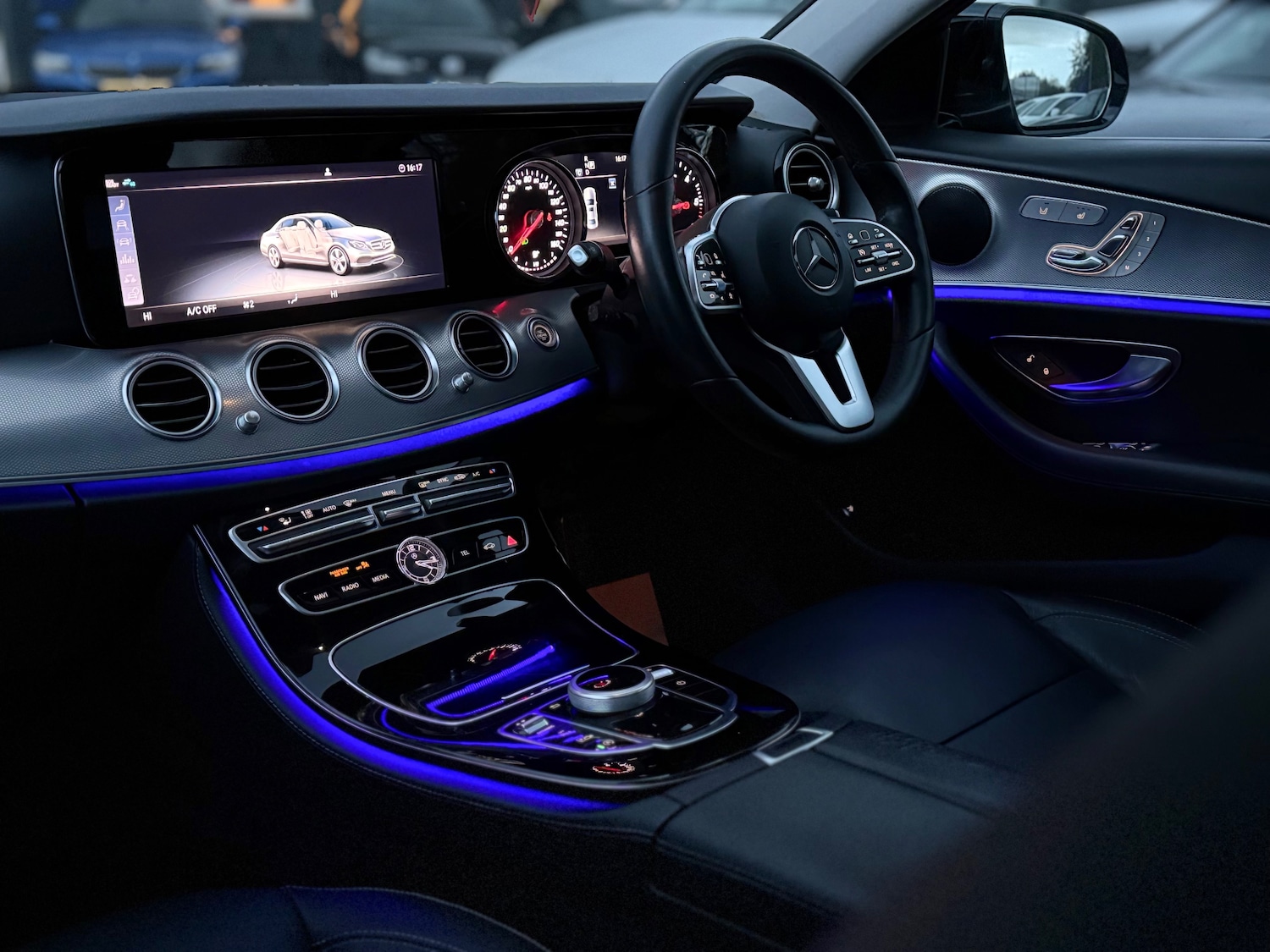 Used Mercedes-Benz E Class 2019 for sale - 76616867: Photo 4