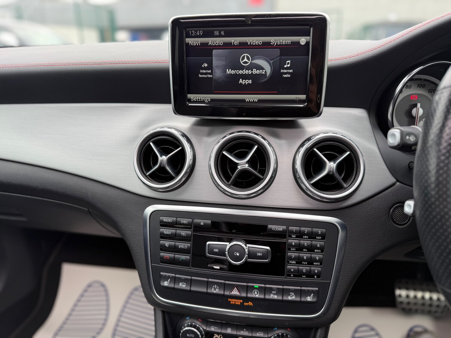 Used Mercedes-Benz GLA 2015 for sale - 76287919: Photo 40