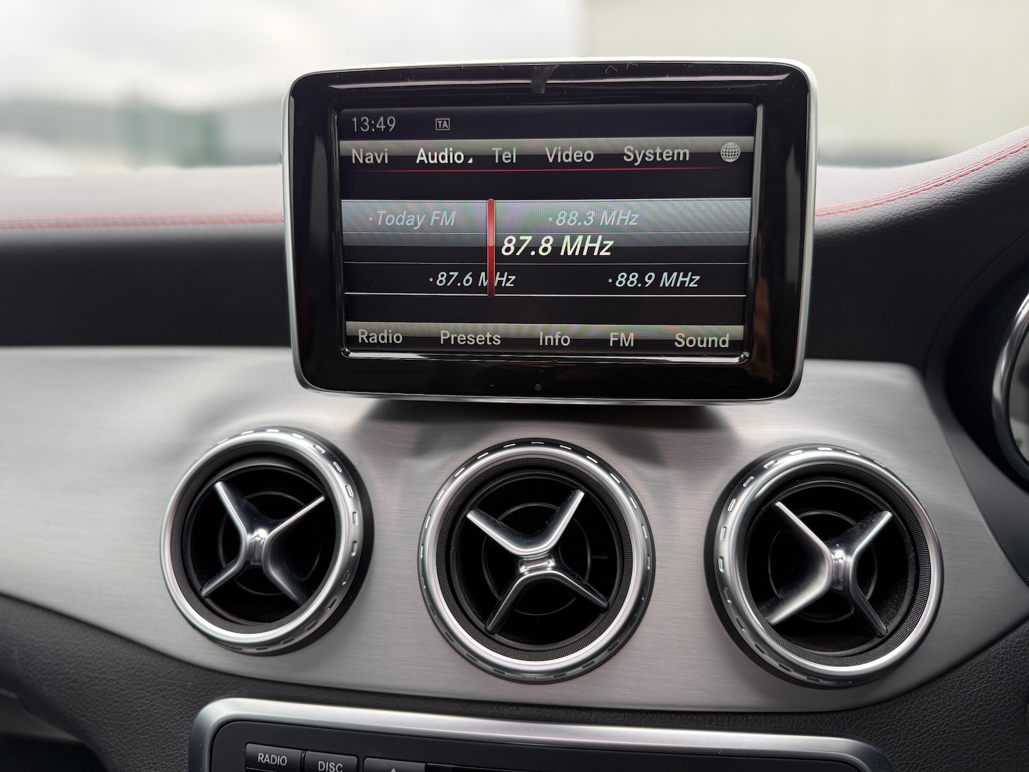 Used Mercedes-Benz GLA 2015 for sale - 76287919: Photo 41