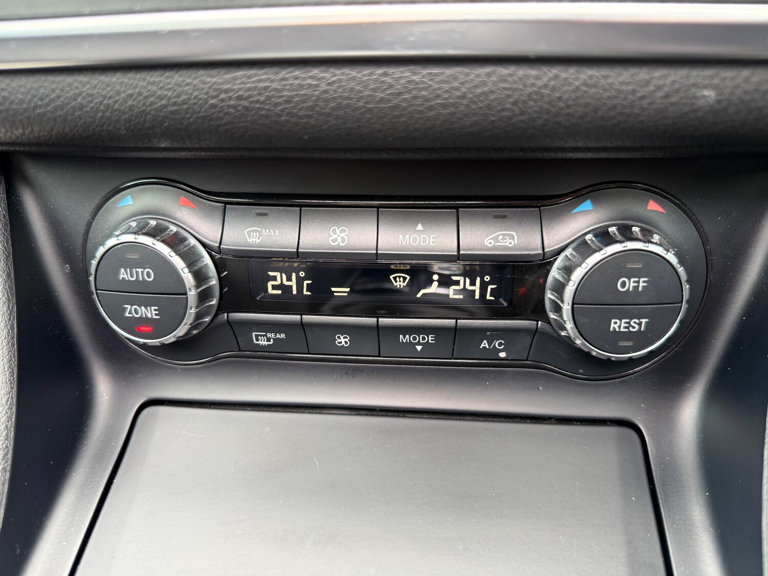 Used Mercedes-Benz GLA 2015 for sale - 76287919: Photo 45