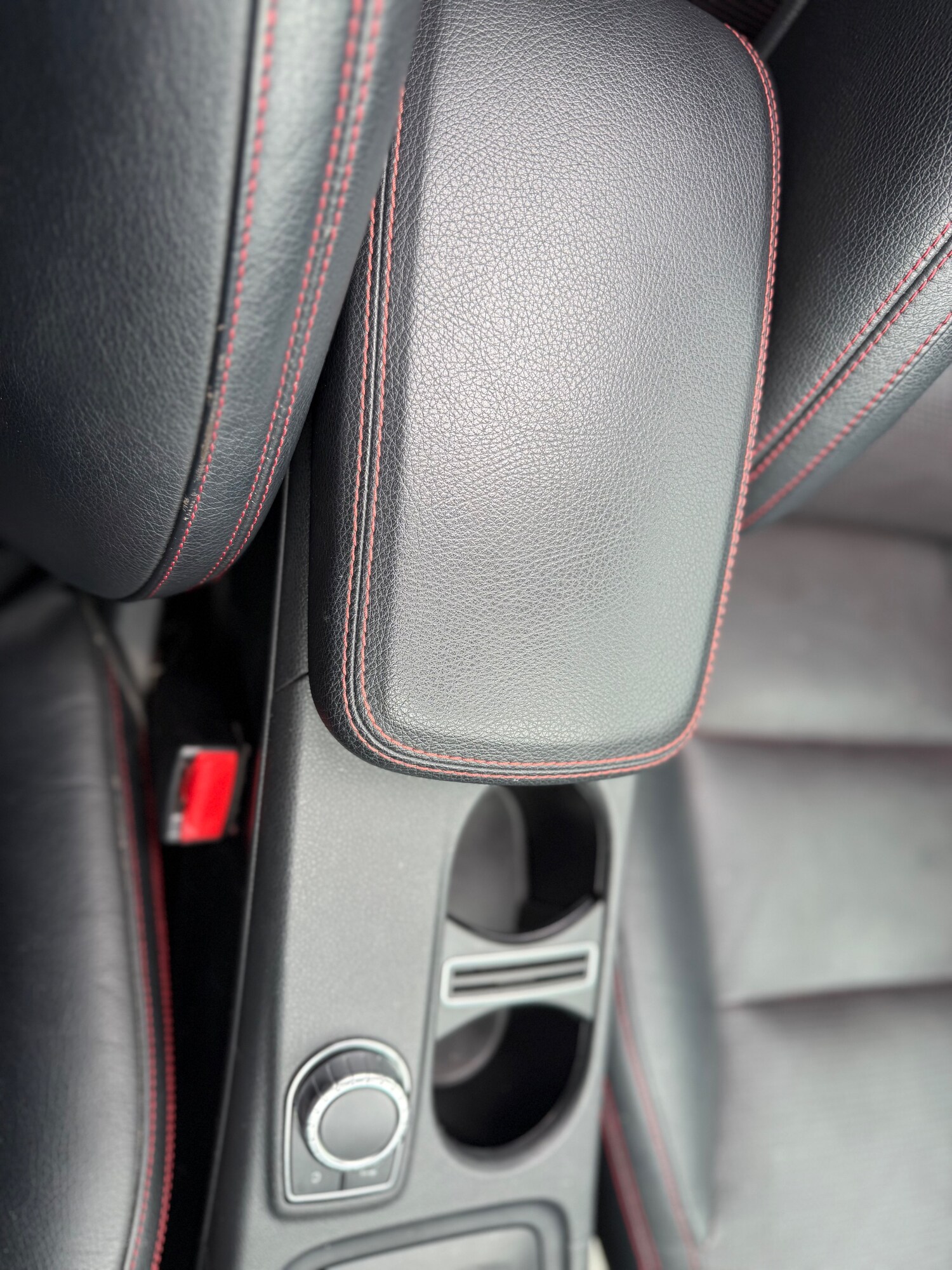 Used Mercedes-Benz GLA 2015 for sale - 76287919: Photo 50