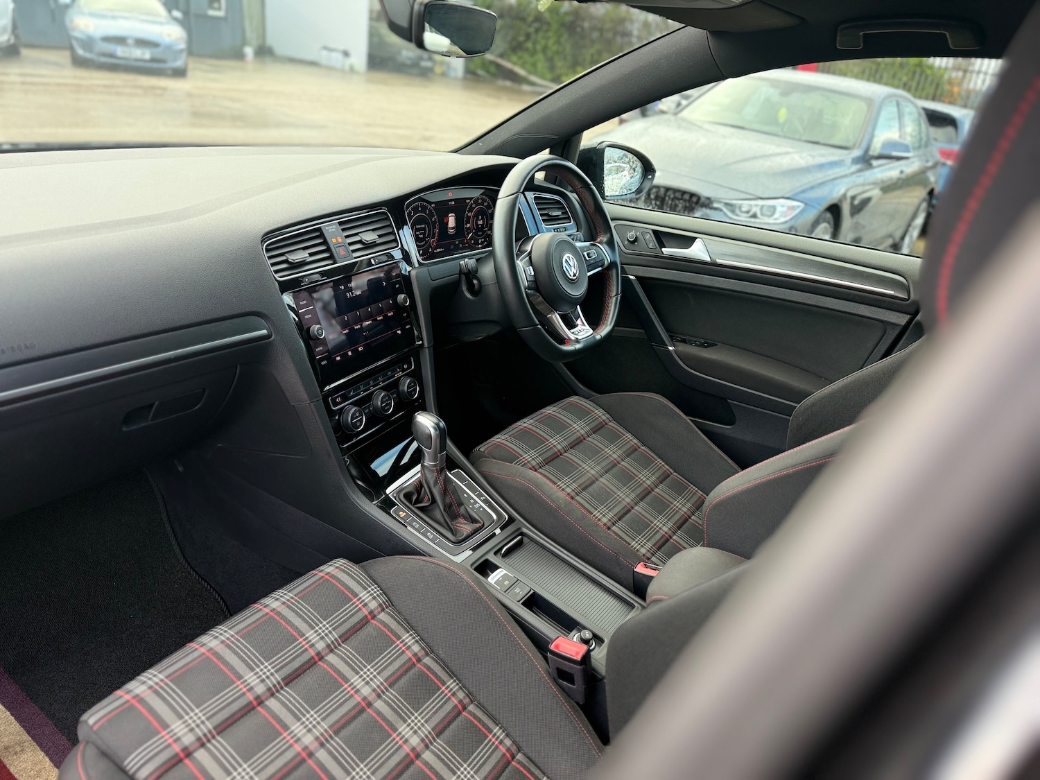 Used Volkswagen Golf 2019 for sale - 77165818: Photo 22