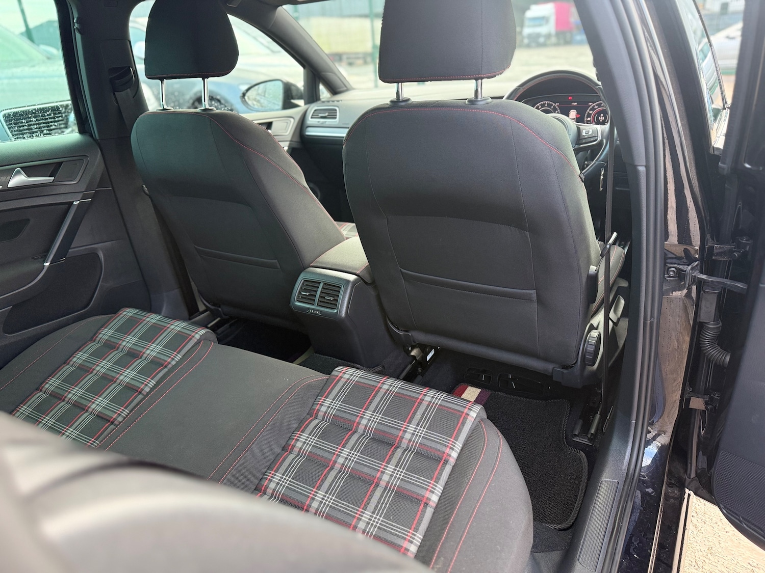 Used Volkswagen Golf 2019 for sale - 77165818: Photo 25