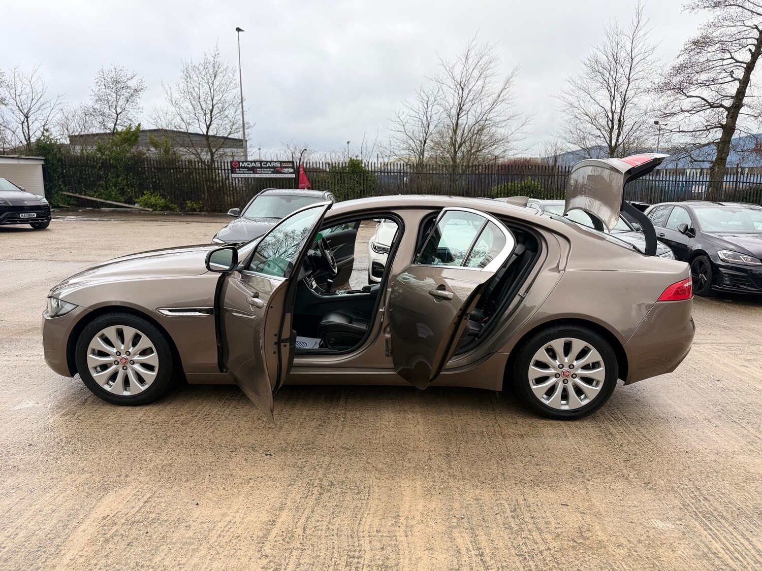 Used Jaguar XE 2016 for sale - 77493753: Photo 13