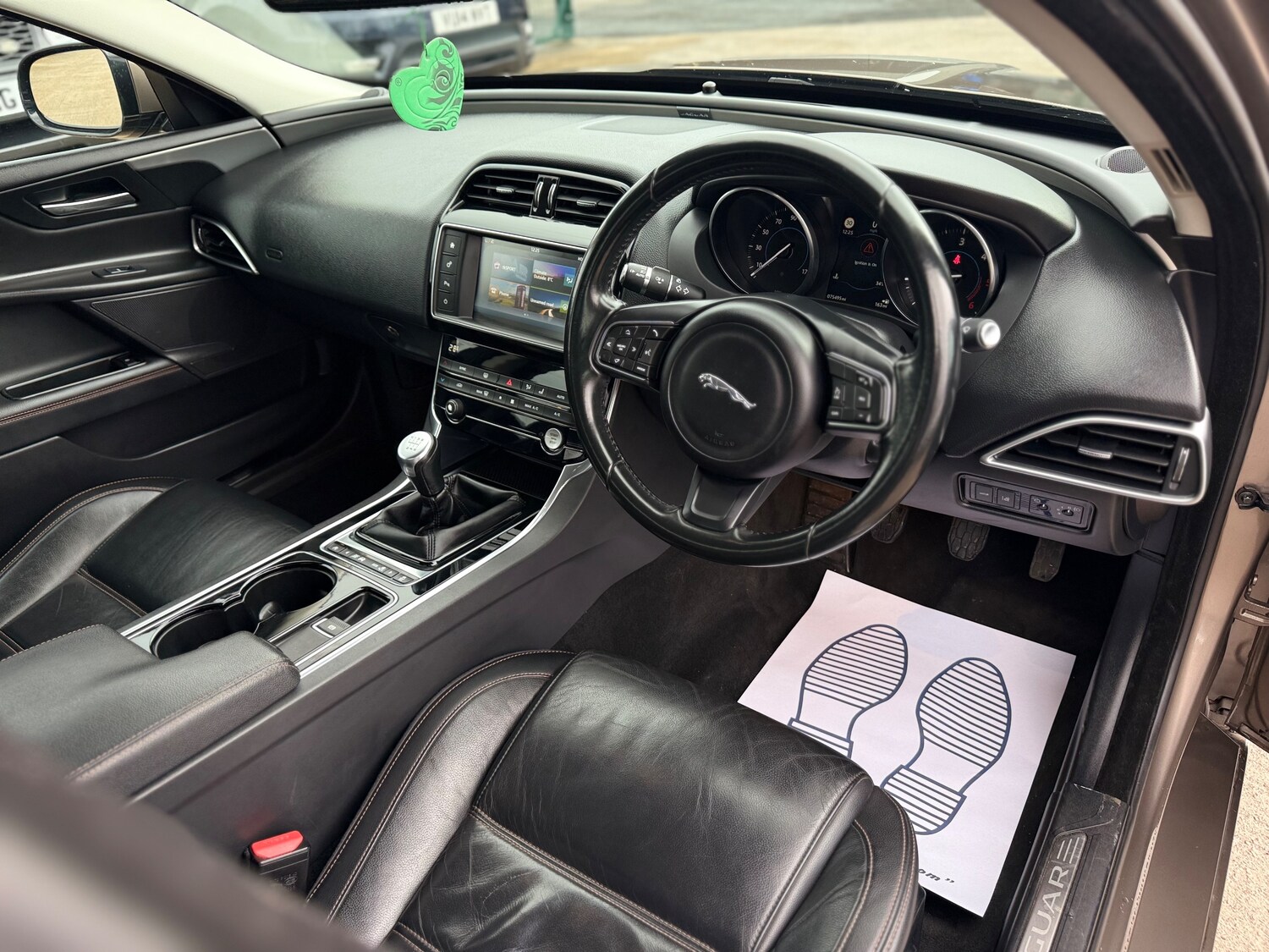 Used Jaguar XE 2016 for sale - 77493753: Photo 19