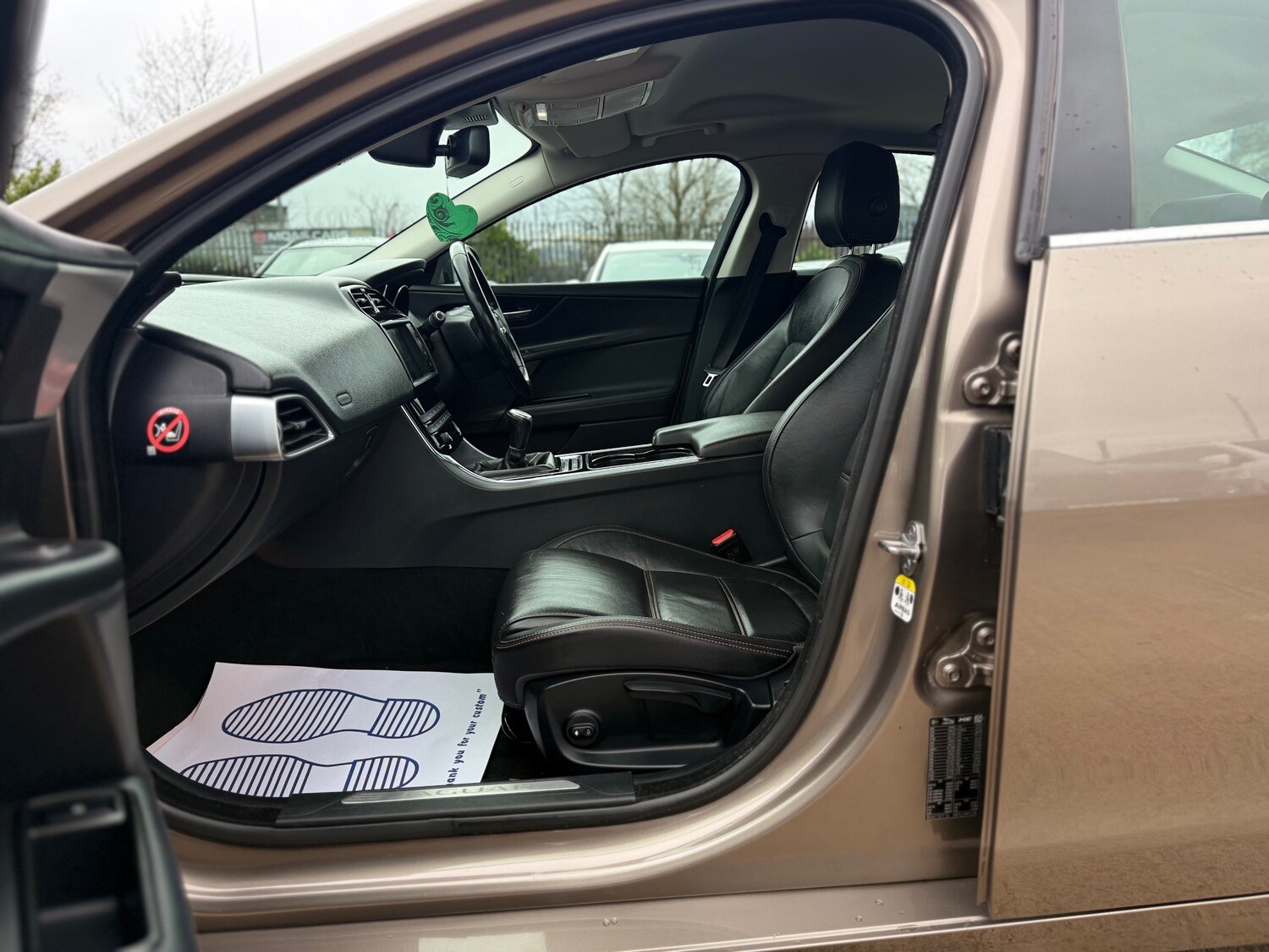 Used Jaguar XE 2016 for sale - 77493753: Photo 23