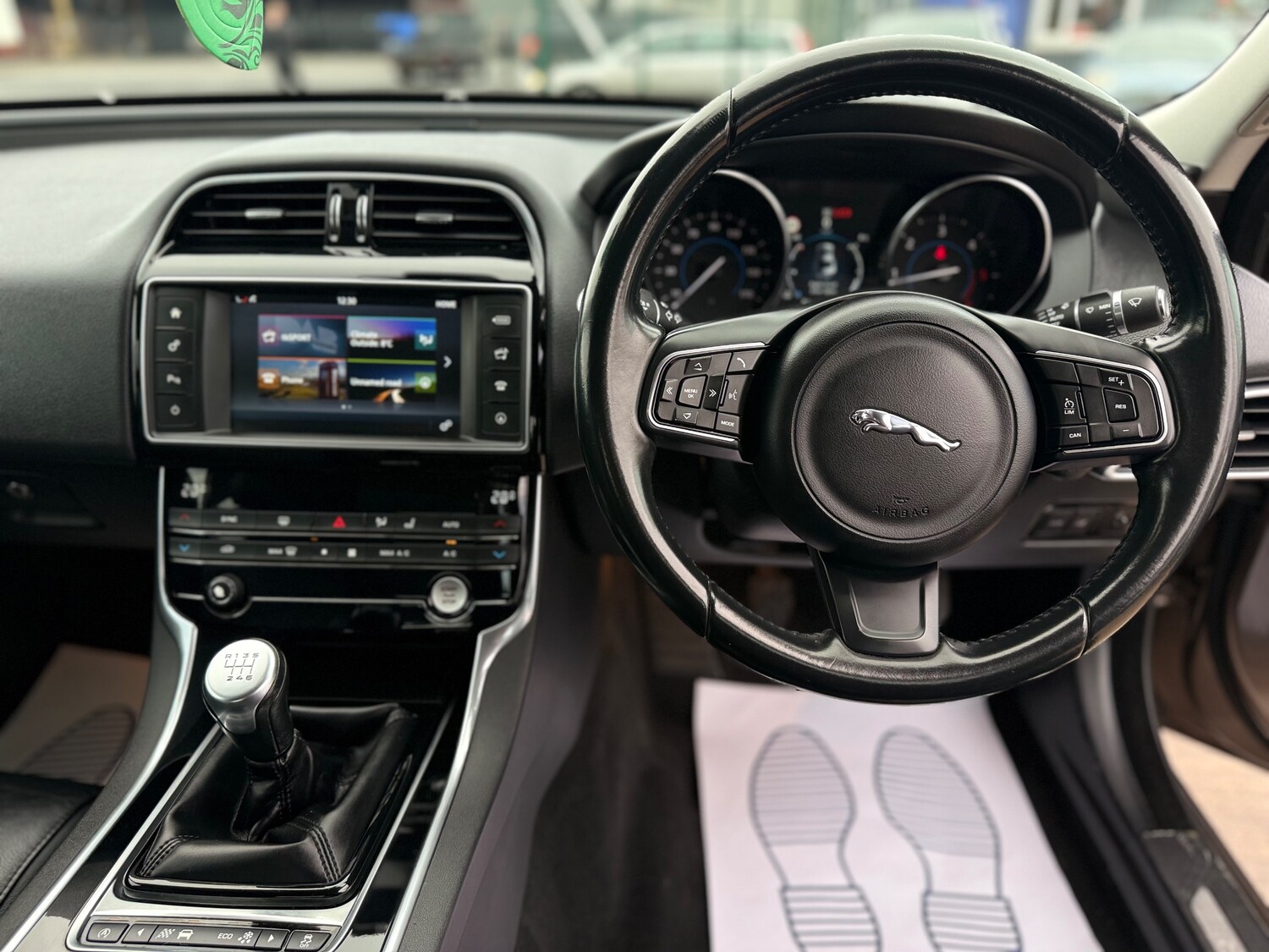 Used Jaguar XE 2016 for sale - 77493753: Photo 36