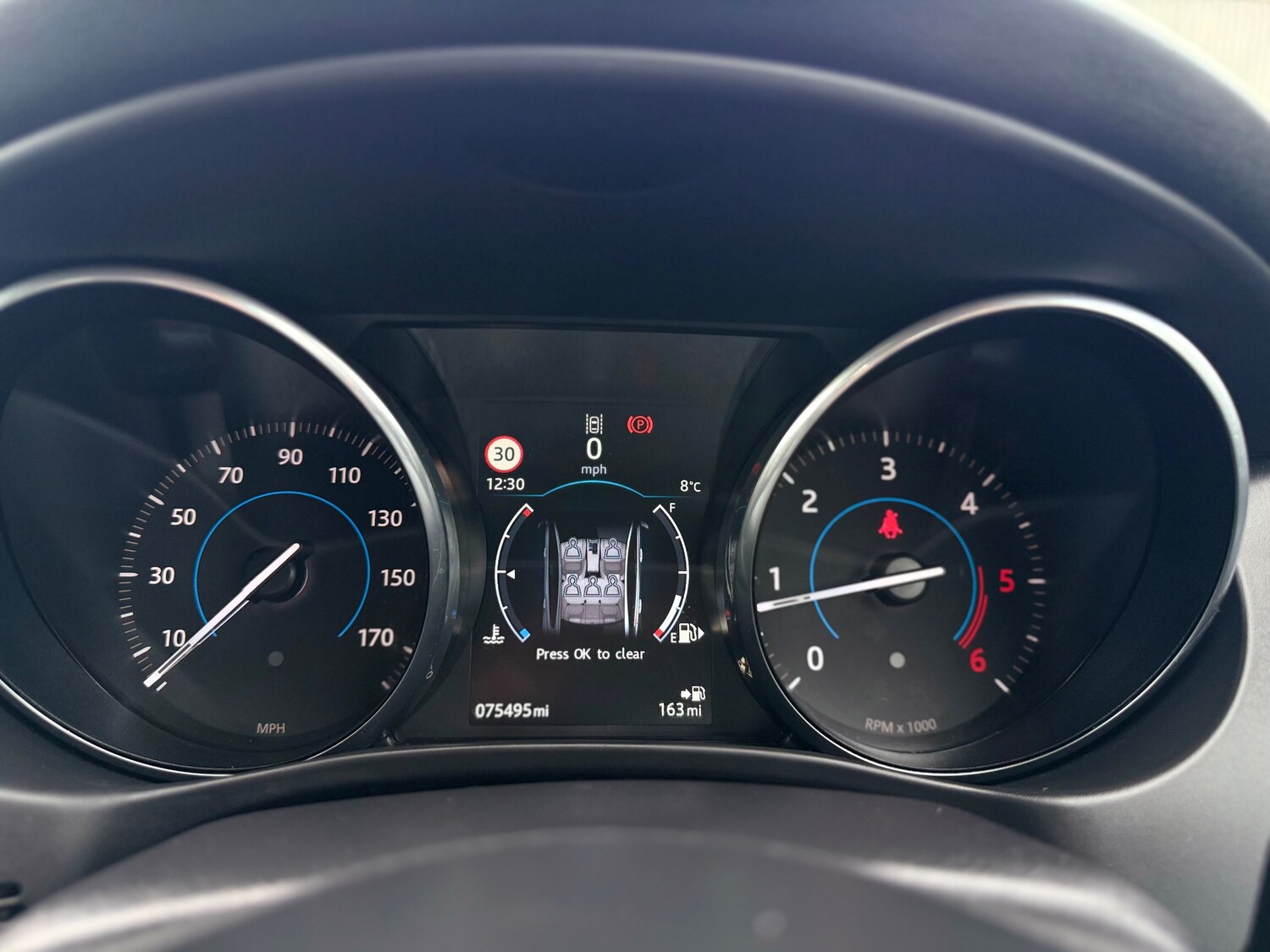 Used Jaguar XE 2016 for sale - 77493753: Photo 37