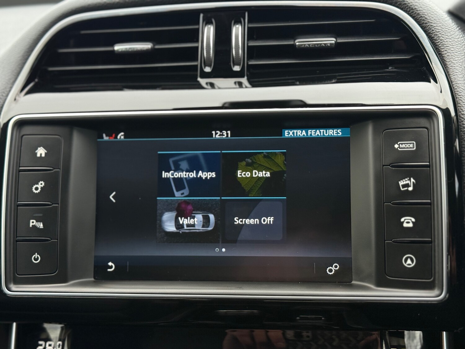 Used Jaguar XE 2016 for sale - 77493753: Photo 40