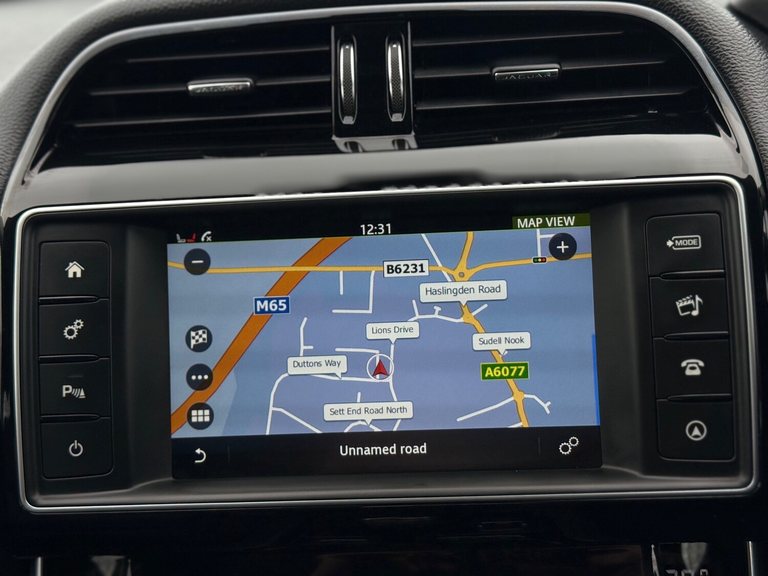 Used Jaguar XE 2016 for sale - 77493753: Photo 41