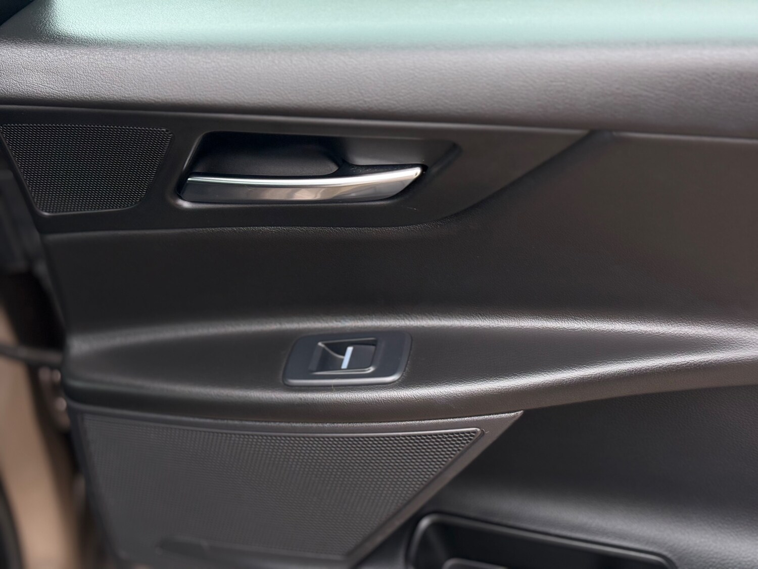 Used Jaguar XE 2016 for sale - 77493753: Photo 56