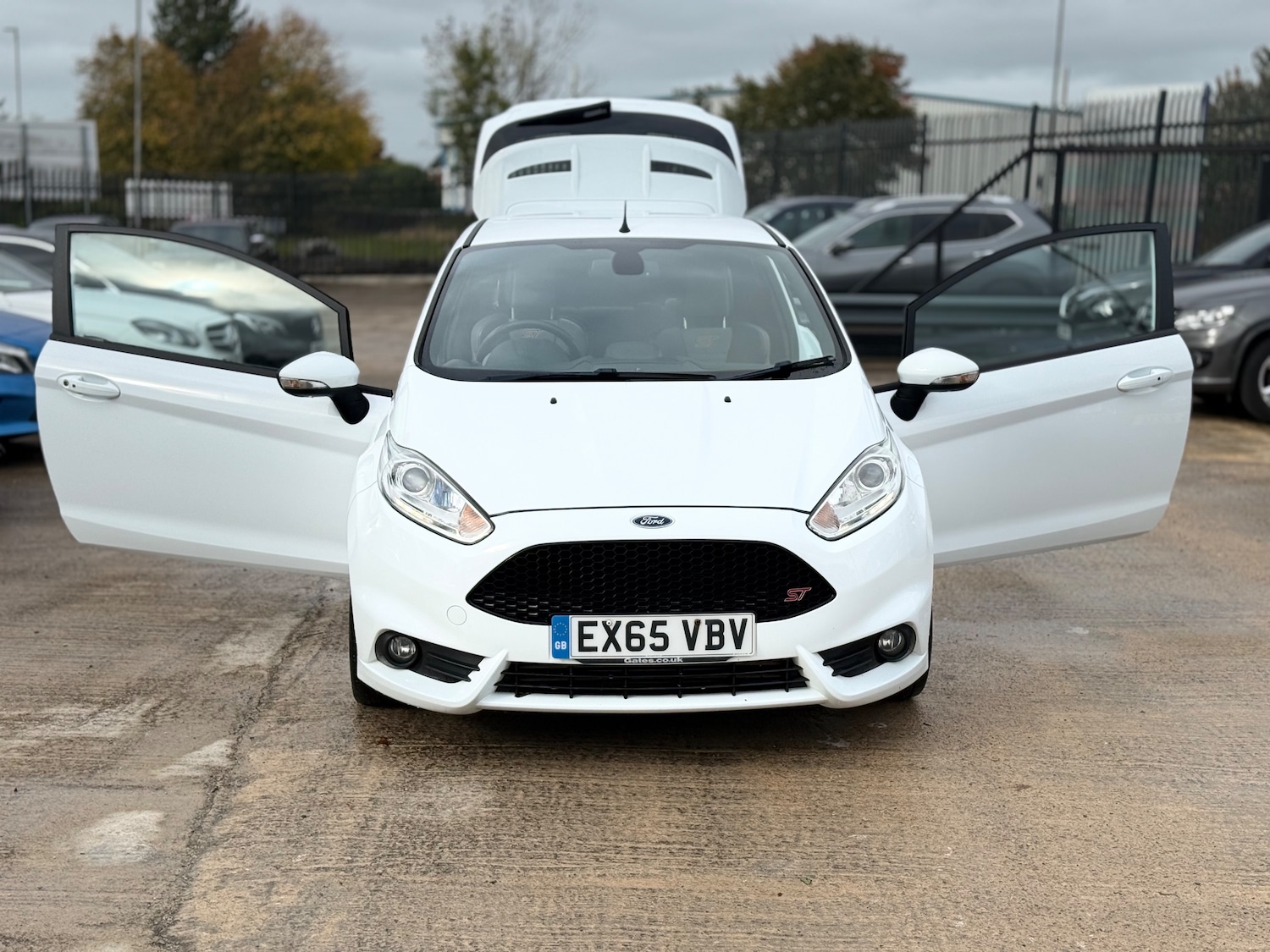 Used Ford Fiesta 2015 for sale - 76174163: Photo 11
