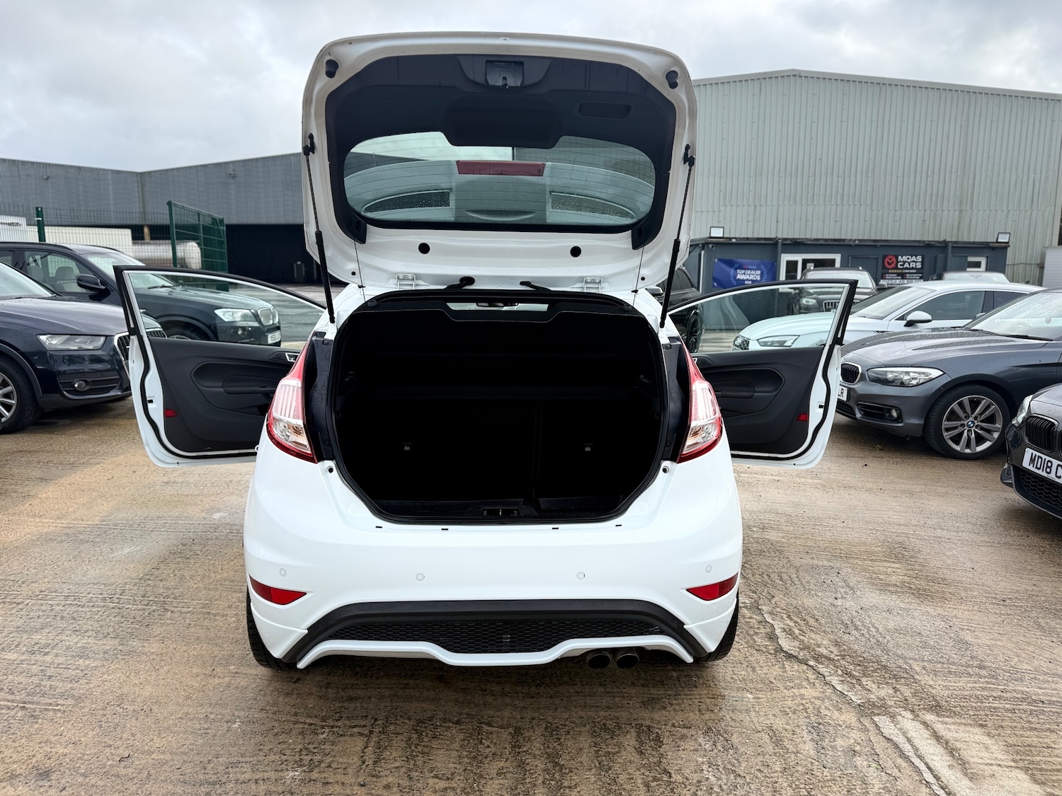 Used Ford Fiesta 2015 for sale - 76174163: Photo 15