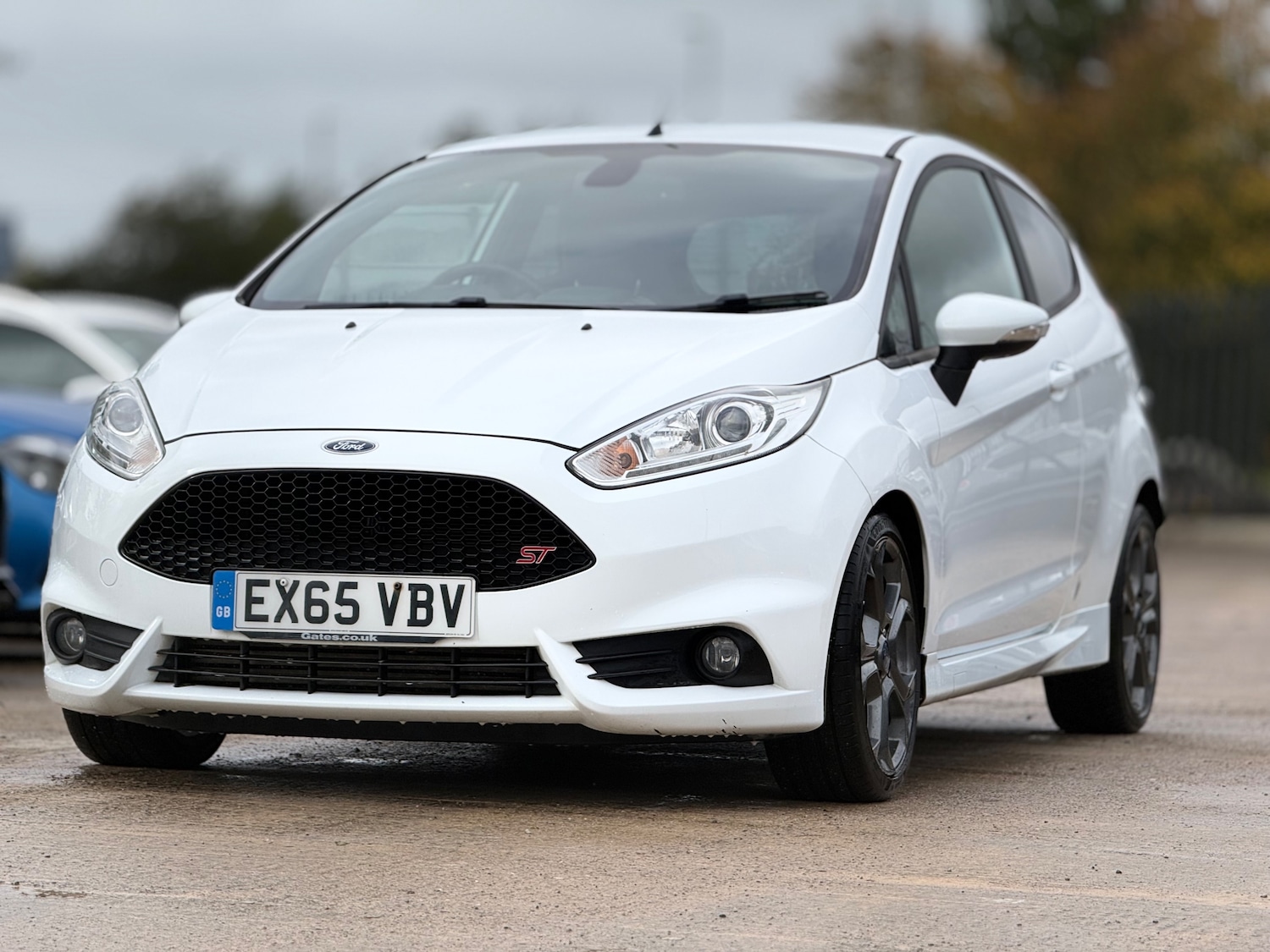 Used Ford Fiesta 2015 for sale - 76174163: Photo 2