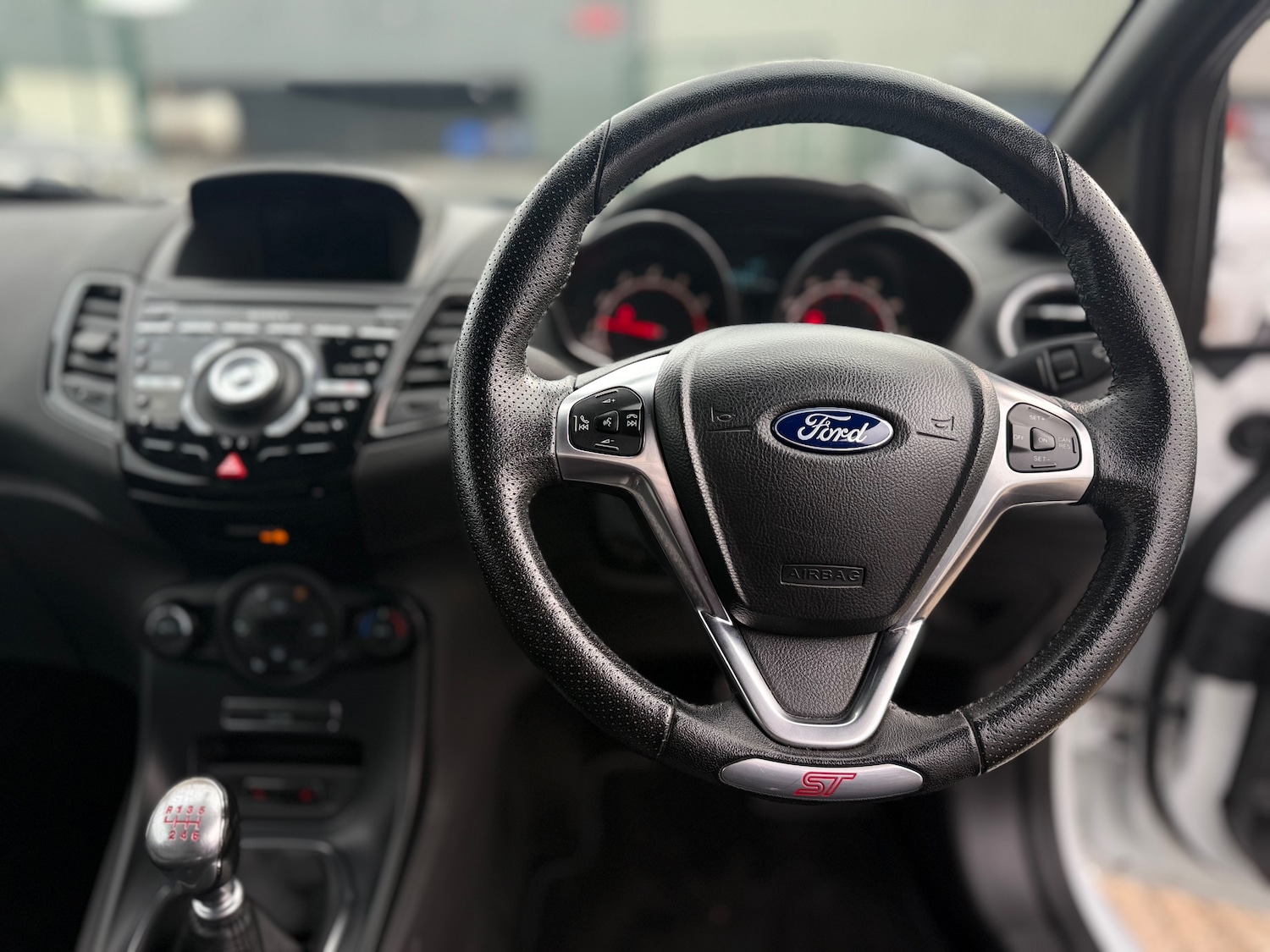 Used Ford Fiesta 2015 for sale - 76174163: Photo 30