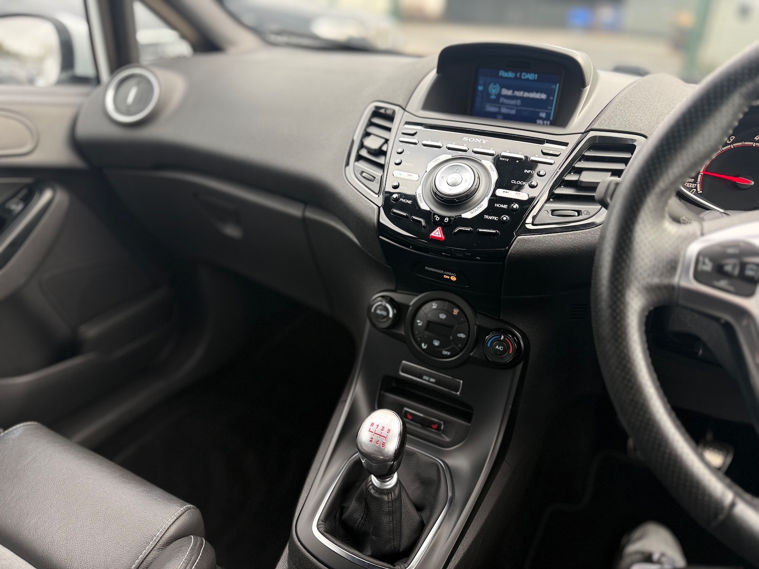 Used Ford Fiesta 2015 for sale - 76174163: Photo 32