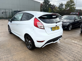Used Ford Fiesta 2015 for sale - 76174163: Photo 3