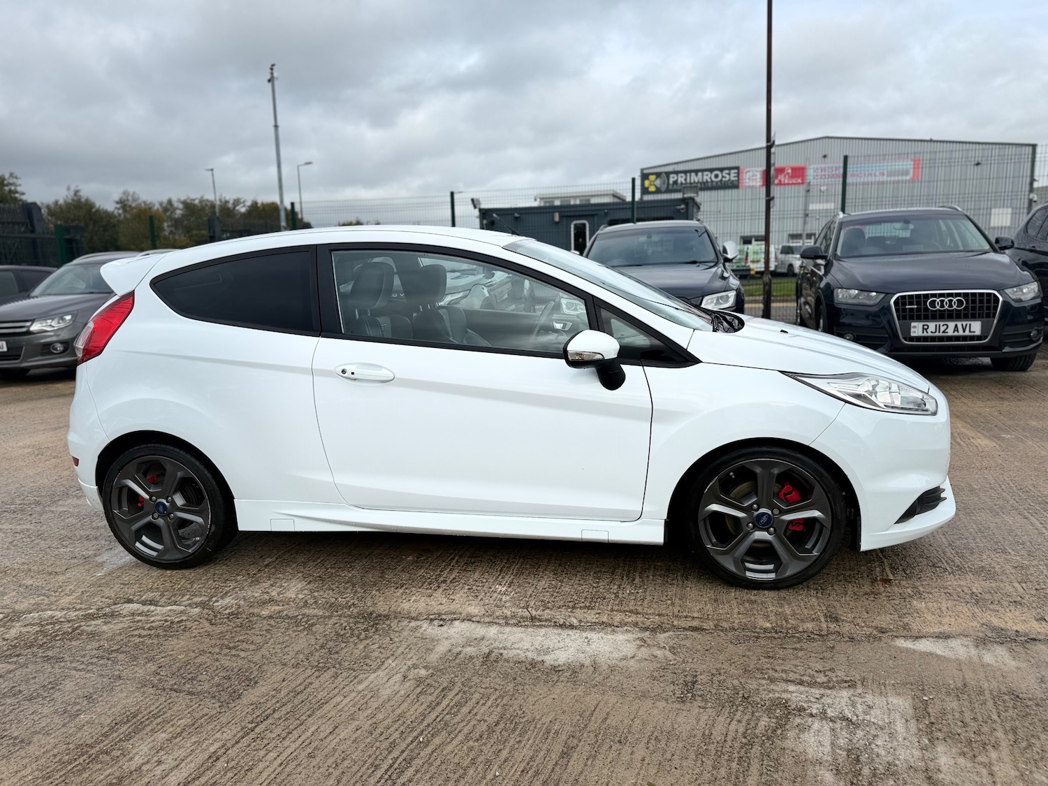 Used Ford Fiesta 2015 for sale - 76174163: Photo 9