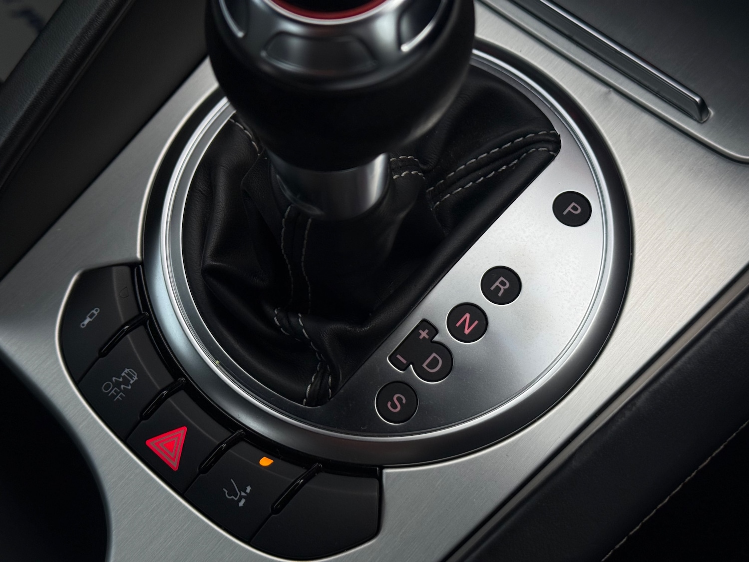 Used Audi TT 2012 for sale - 76830819: Photo 40