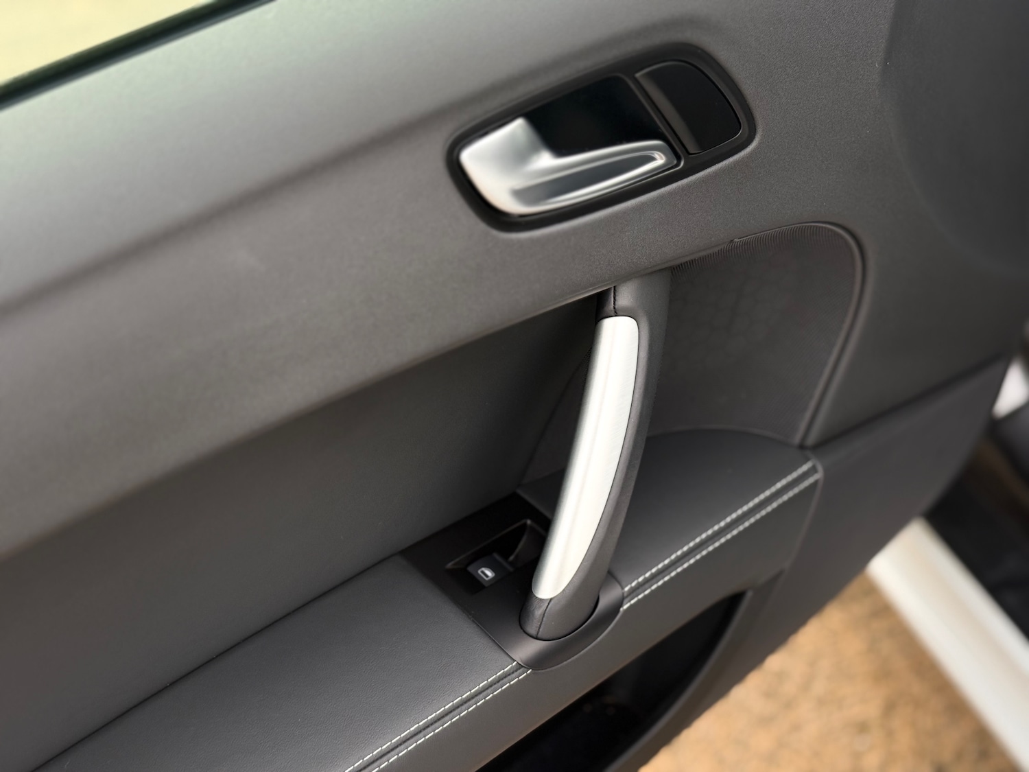 Used Audi TT 2012 for sale - 76830819: Photo 46