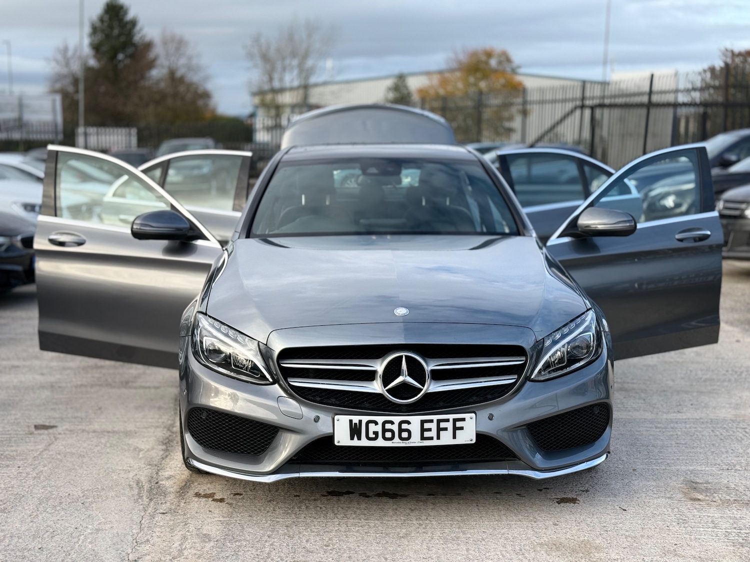 Used Mercedes-Benz C Class 2016 for sale - 76386875: Photo 14