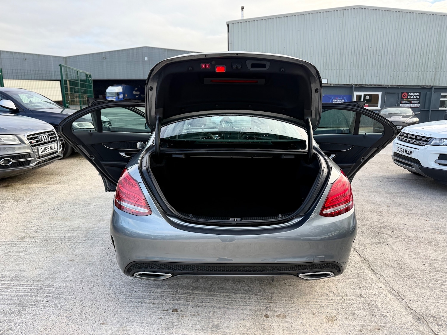 Used Mercedes-Benz C Class 2016 for sale - 76386875: Photo 18