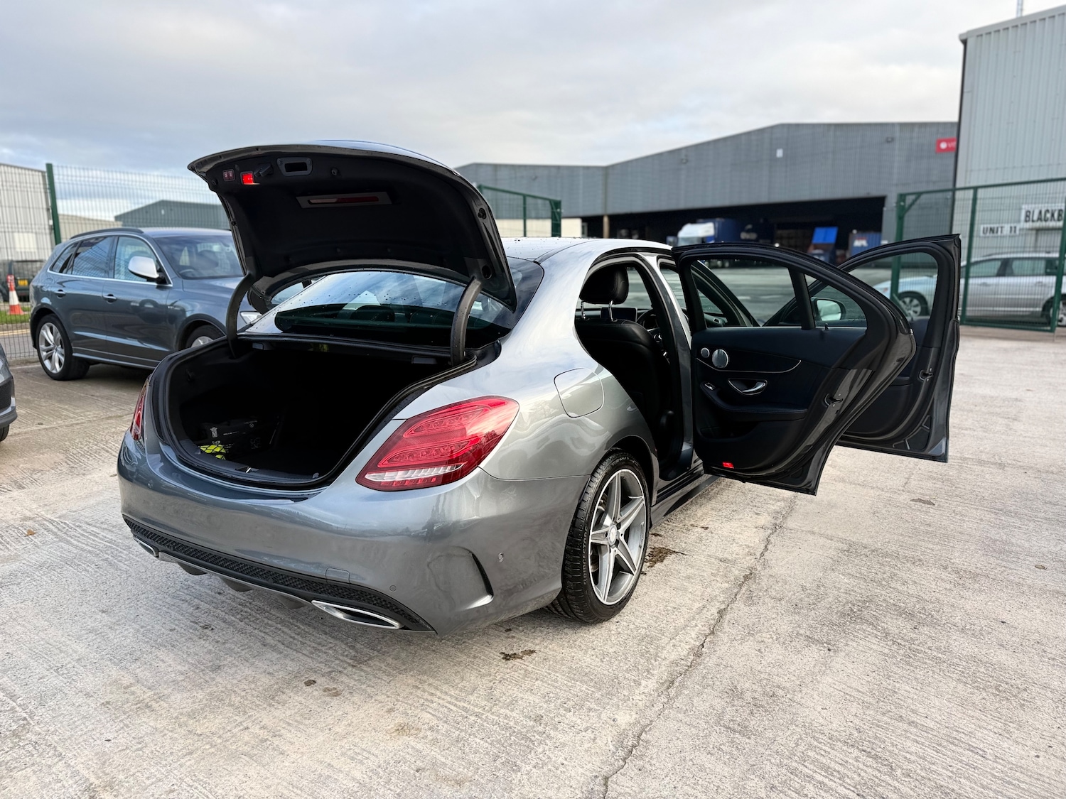 Used Mercedes-Benz C Class 2016 for sale - 76386875: Photo 19