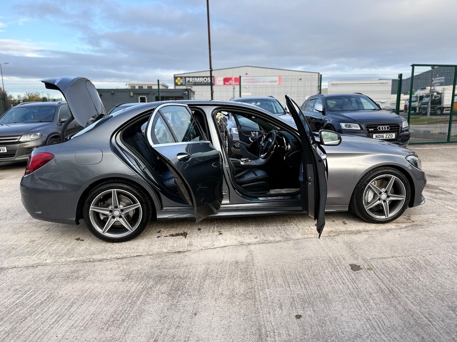 Used Mercedes-Benz C Class 2016 for sale - 76386875: Photo 20