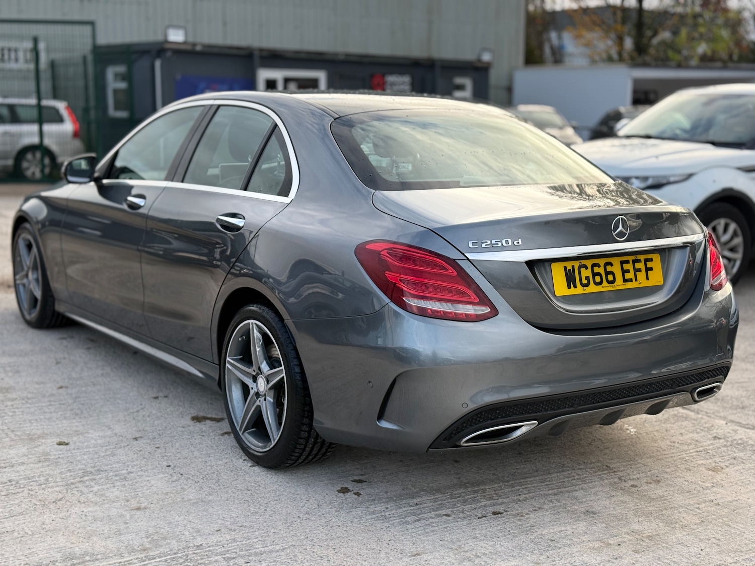 Used Mercedes-Benz C Class 2016 for sale - 76386875: Photo 3
