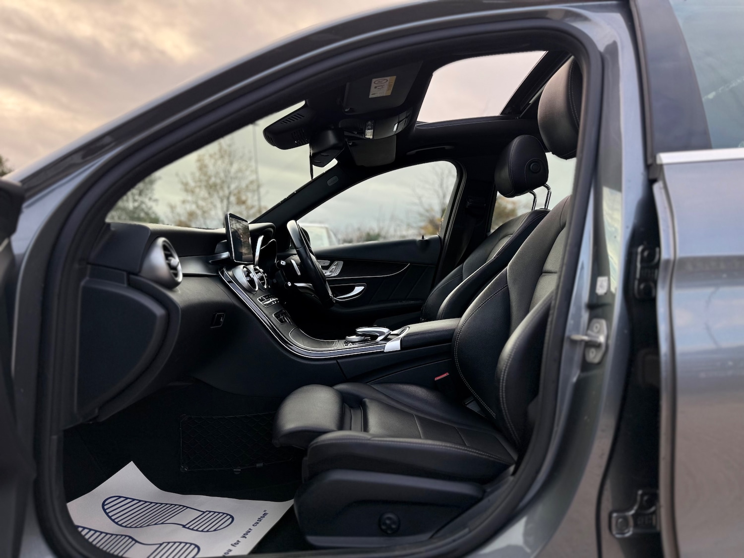 Used Mercedes-Benz C Class 2016 for sale - 76386875: Photo 31