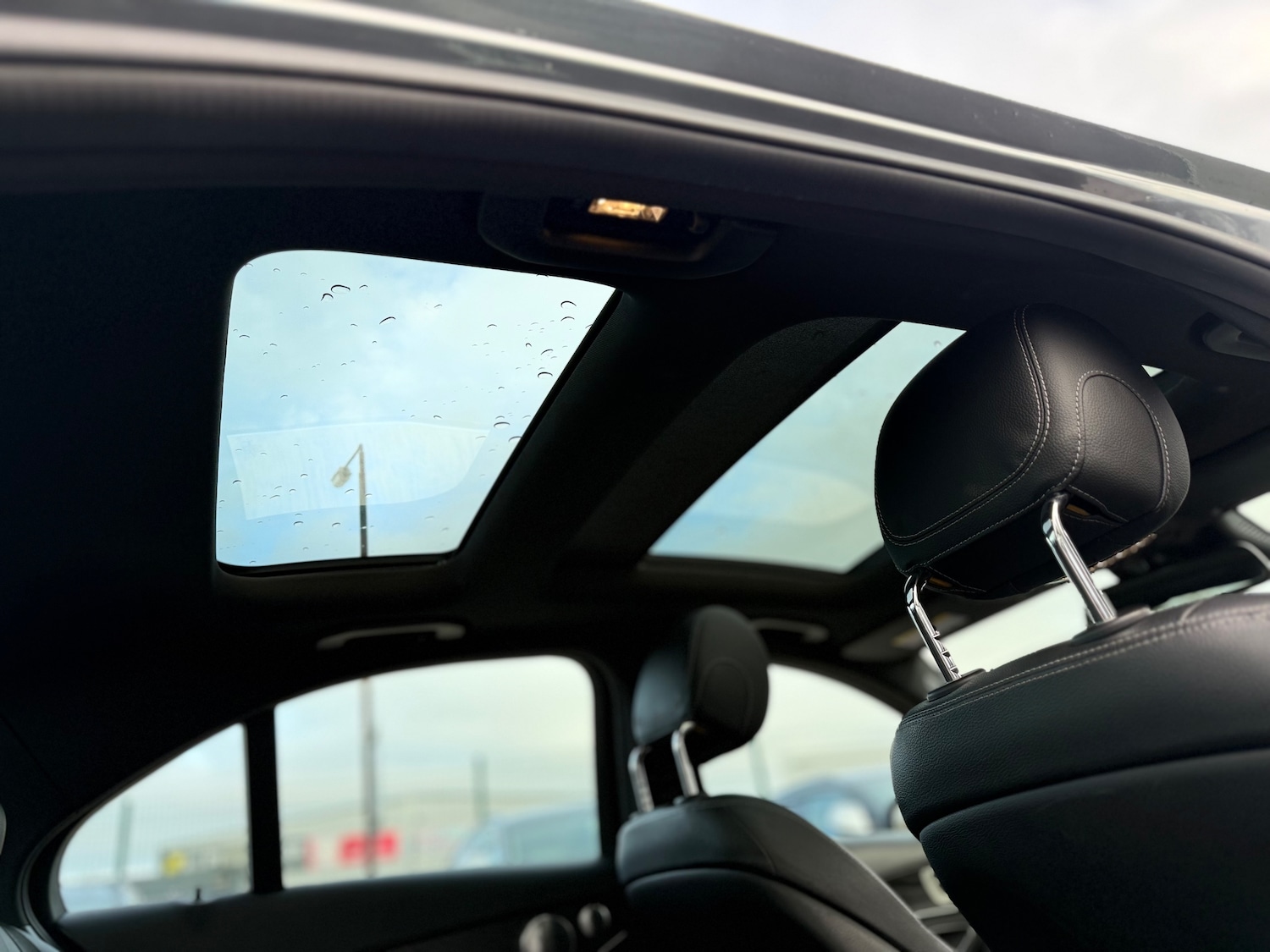 Used Mercedes-Benz C Class 2016 for sale - 76386875: Photo 37