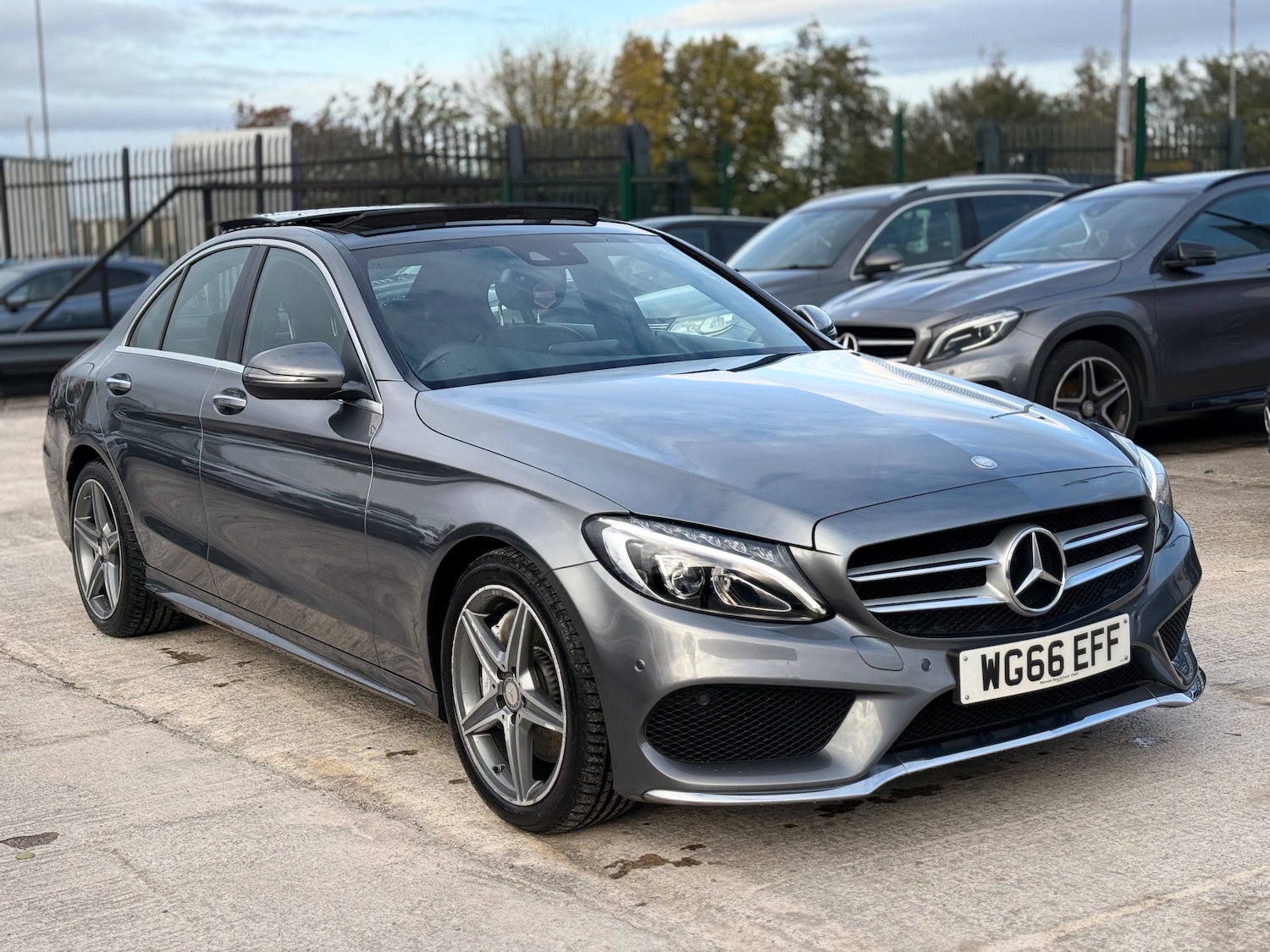 Used Mercedes-Benz C Class 2016 for sale - 76386875: Photo 5