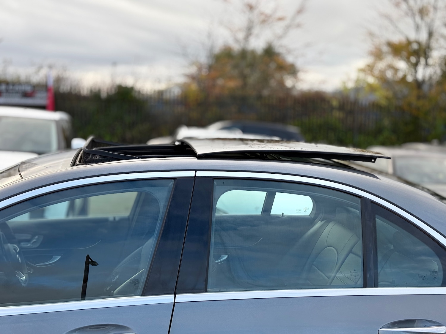 Used Mercedes-Benz C Class 2016 for sale - 76386875: Photo 6