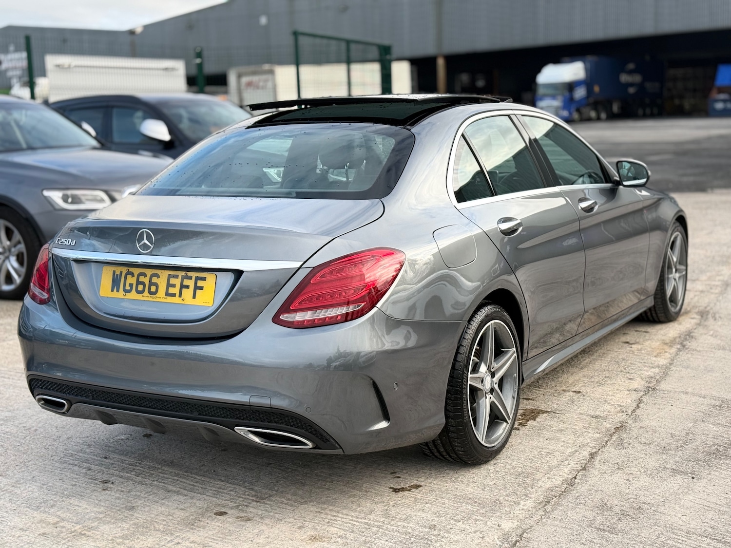 Used Mercedes-Benz C Class 2016 for sale - 76386875: Photo 7