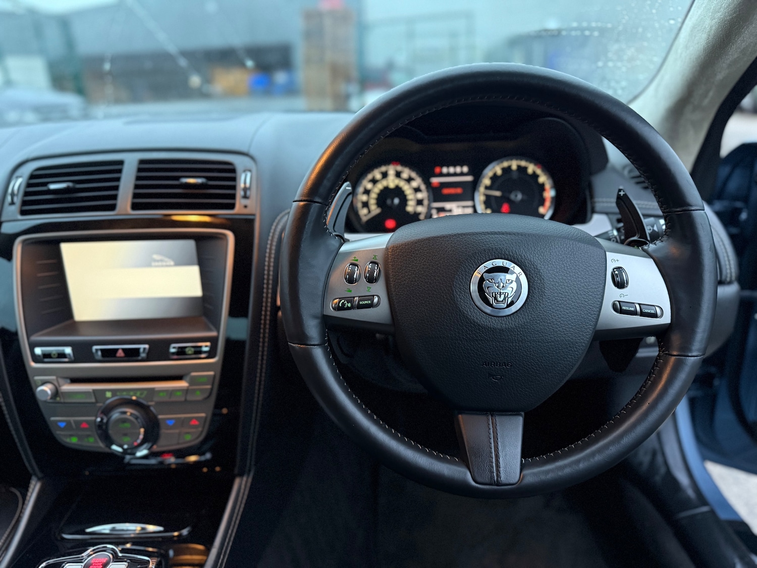 Used Jaguar XK 2009 for sale - 76949802: Photo 29