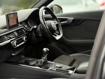 Used Audi A4 Avant 2017 for sale - 77708578: Photo