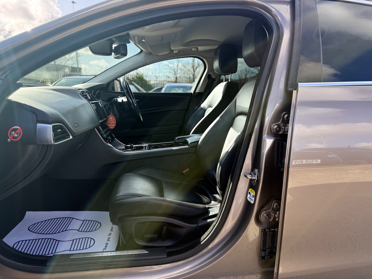 Used Jaguar XE 2017 for sale - 77890548: Photo 24