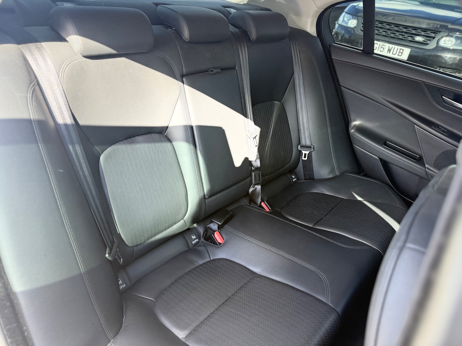 Used Jaguar XE 2017 for sale - 77890548: Photo 28