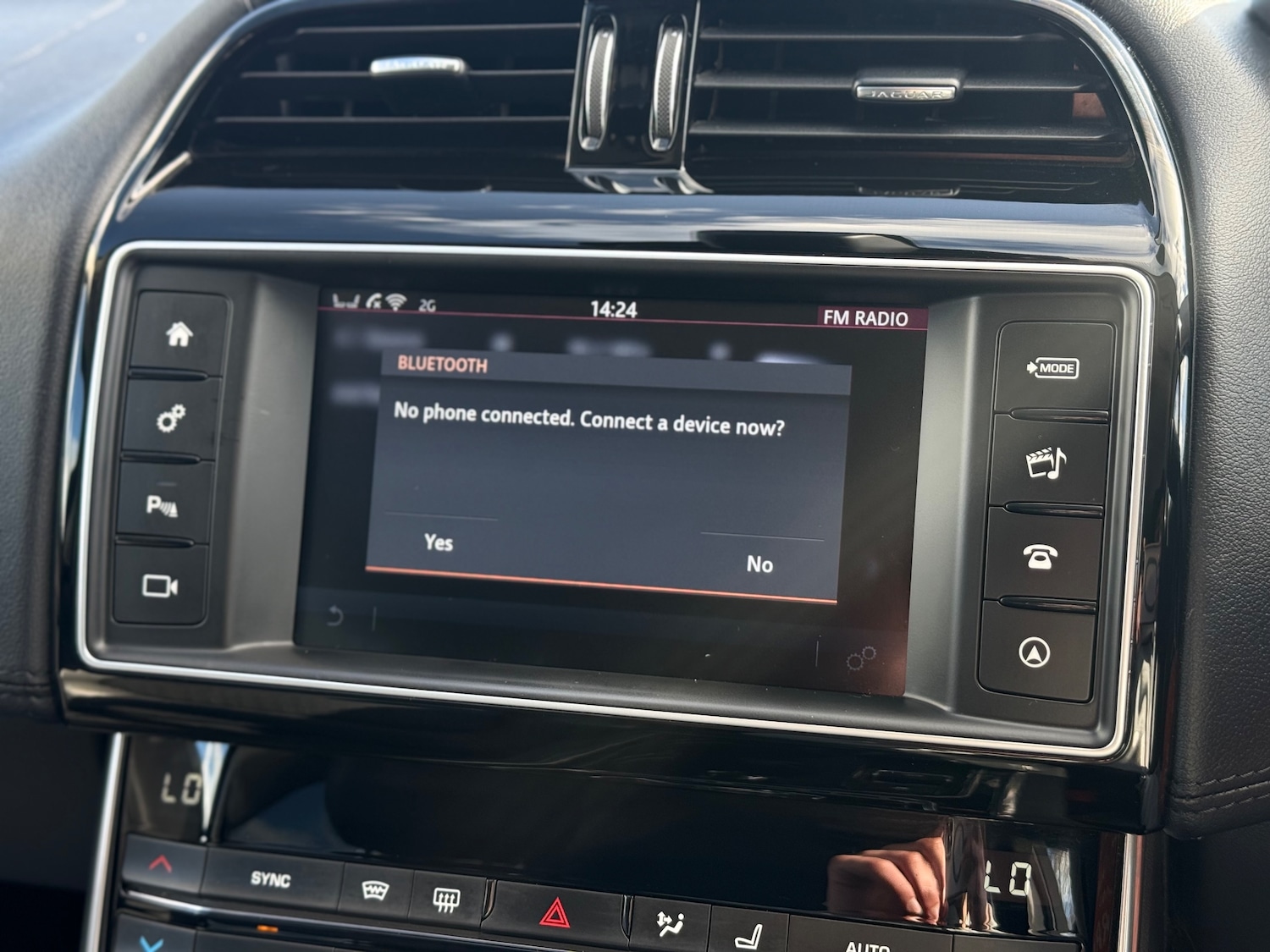 Used Jaguar XE 2017 for sale - 77890548: Photo 42