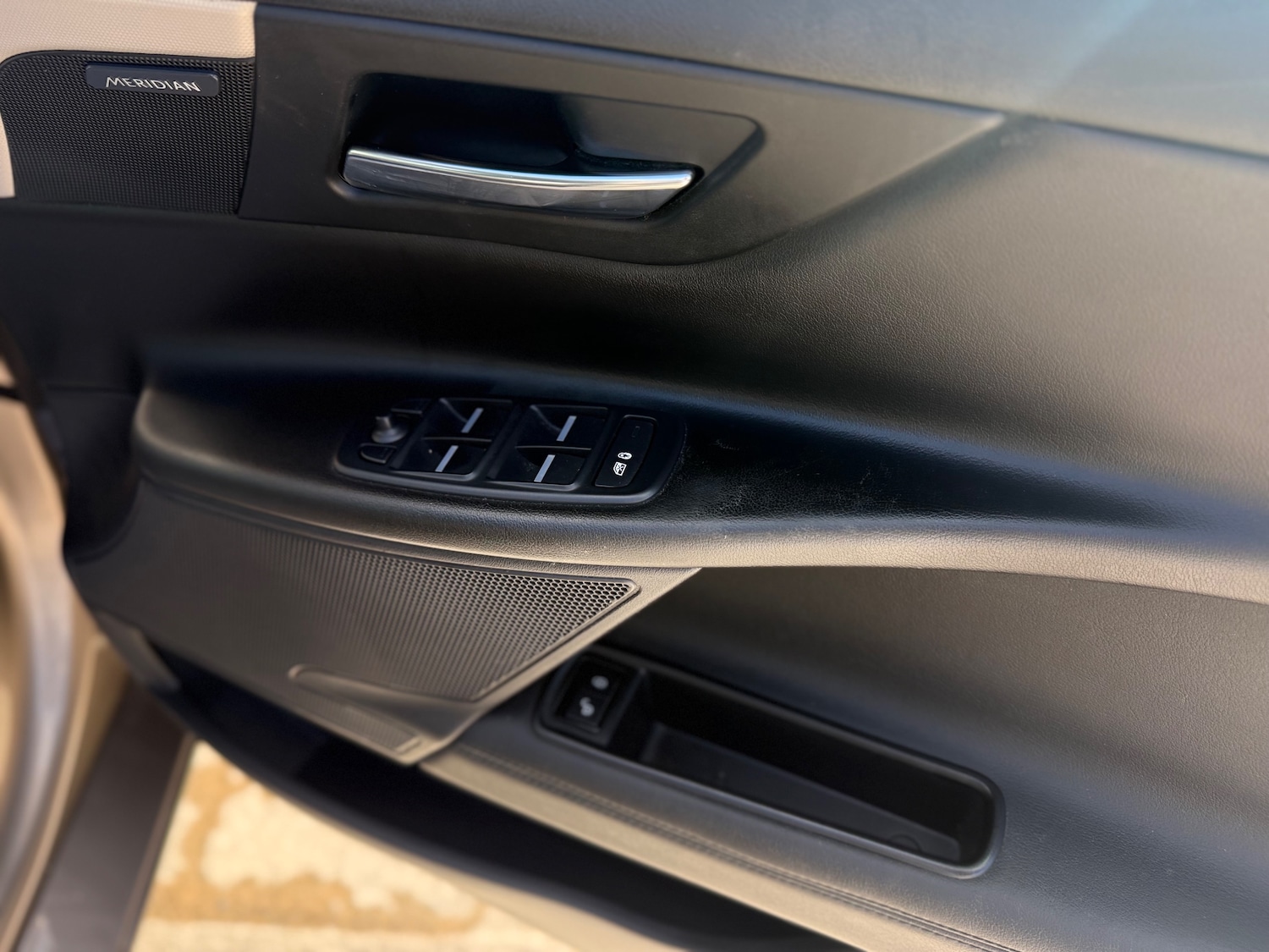 Used Jaguar XE 2017 for sale - 77890548: Photo 56